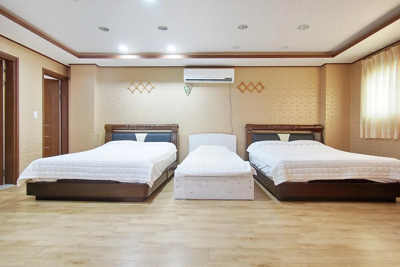 Sweden Resort Jeju 2*,  Sydkorea